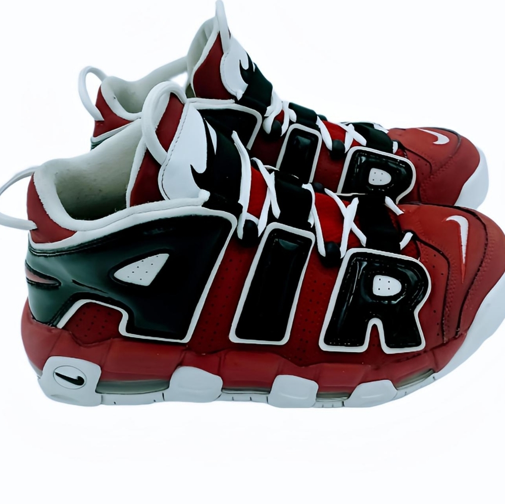 2017 Nike Air More Uptempo ‘Bulls’ Varsity Red/White-Black Sneakers Size 10.5